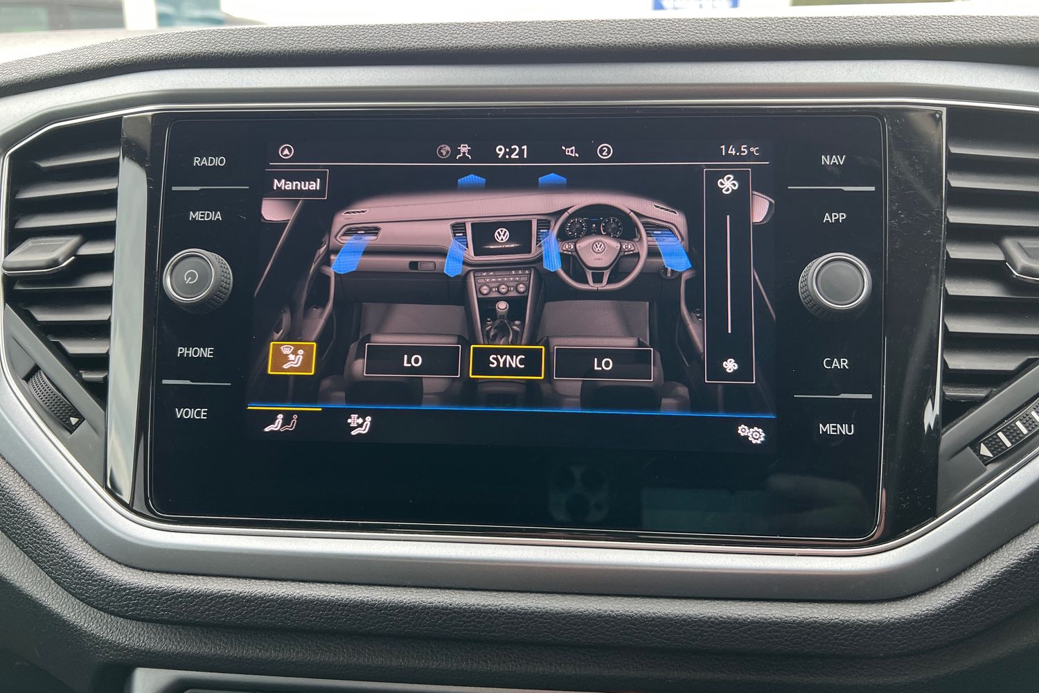 Used Volkswagen T-Roc 2021 for sale - 76683949: Photo 33