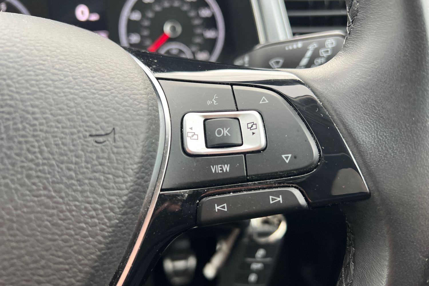 Used Volkswagen T-Roc 2021 for sale - 76683949: Photo 35