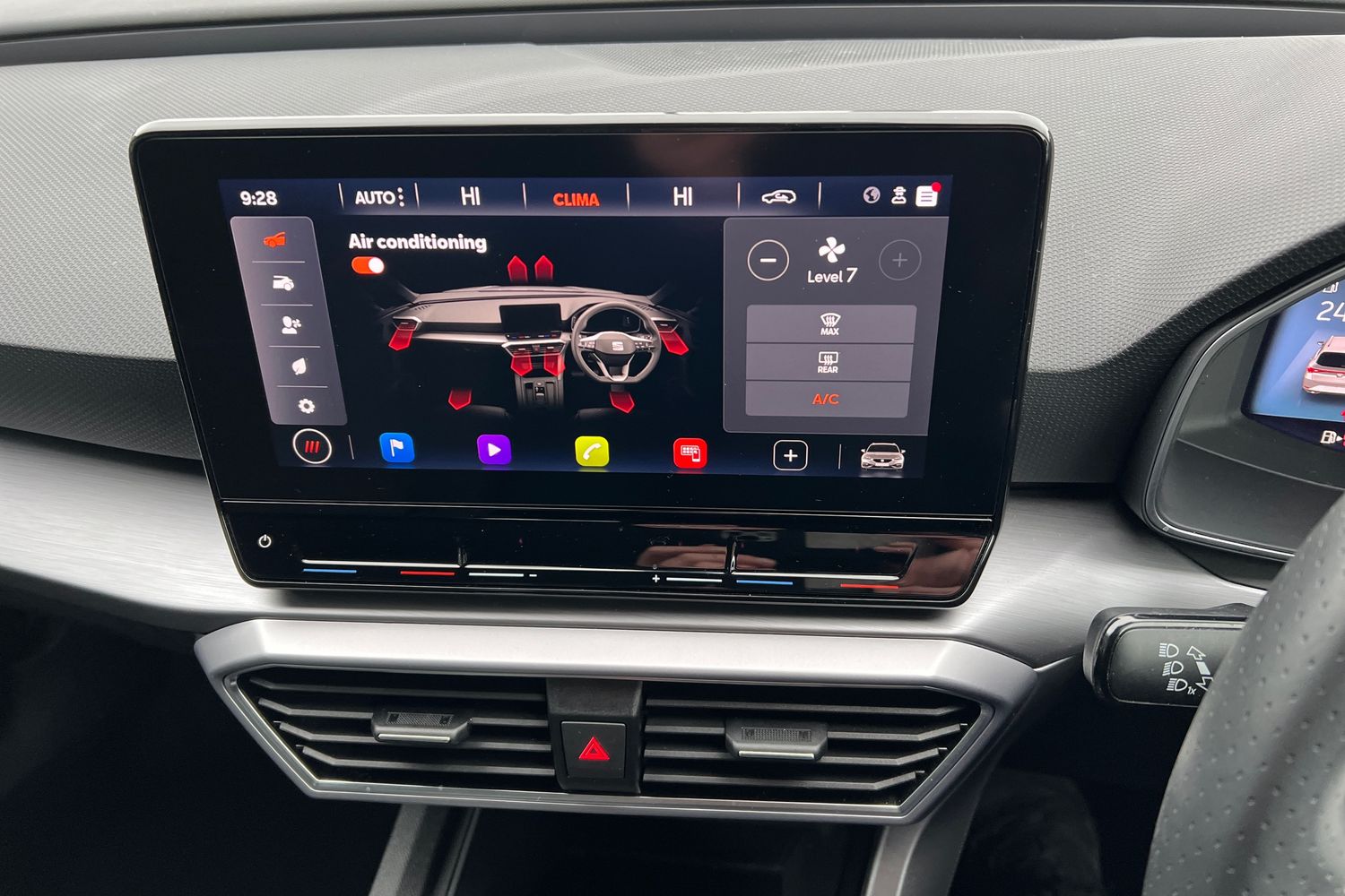 Used SEAT Leon 2024 for sale - 76683943: Photo 32