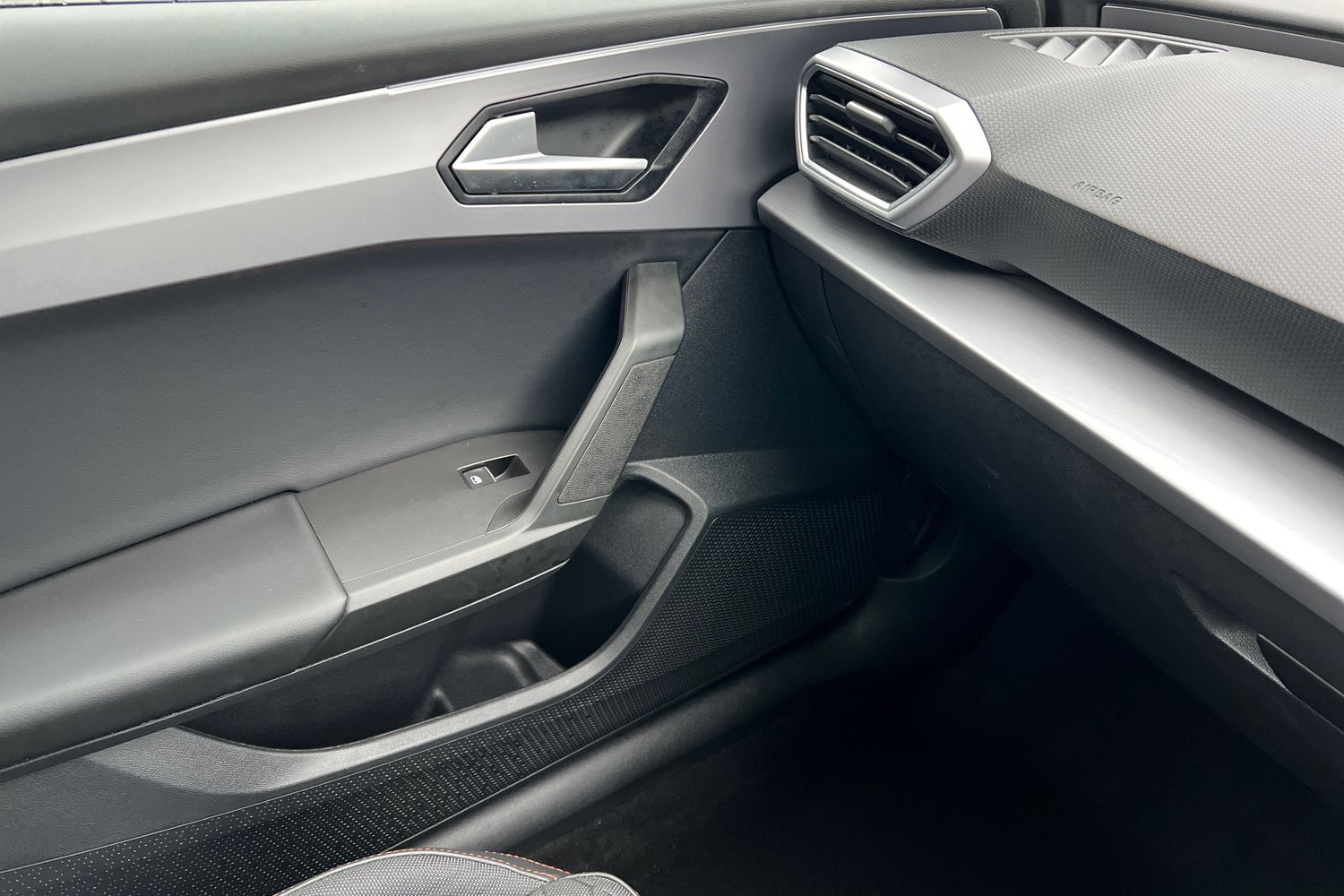 Used SEAT Leon 2024 for sale - 76683943: Photo 36