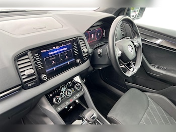 Used Skoda Karoq 2024 for sale - 79269333: Photo