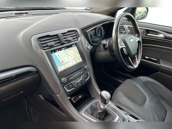 Used Ford Mondeo 2018 for sale - 76826813: Photo