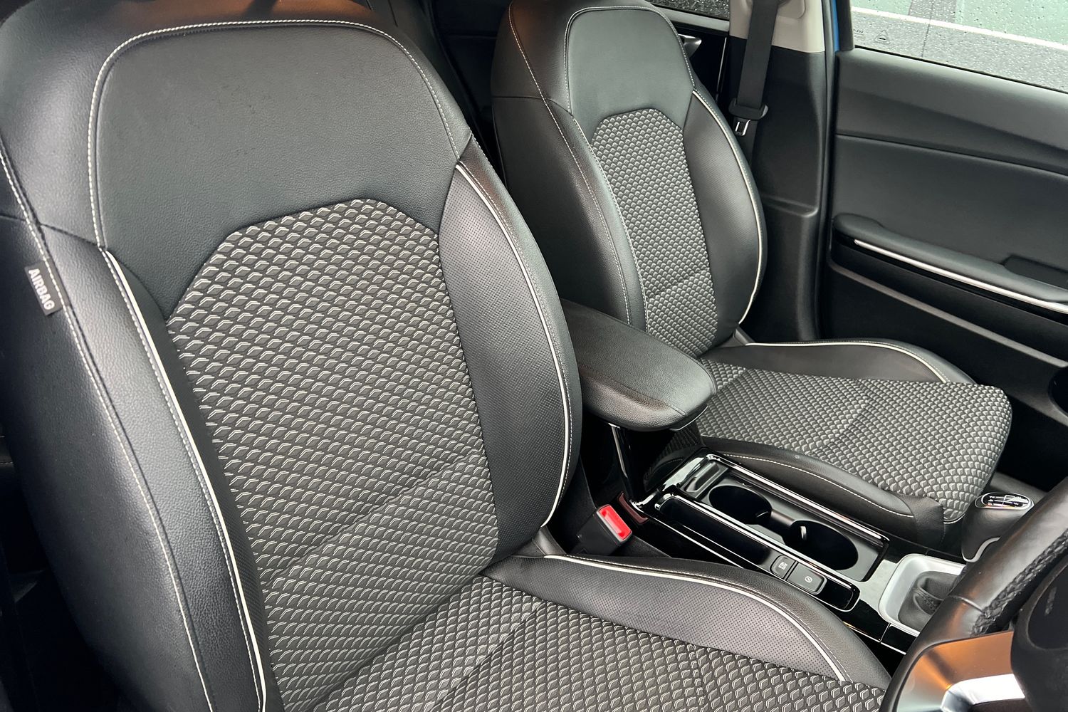 Used Kia XCeed 2023 for sale - 76874346: Photo 11