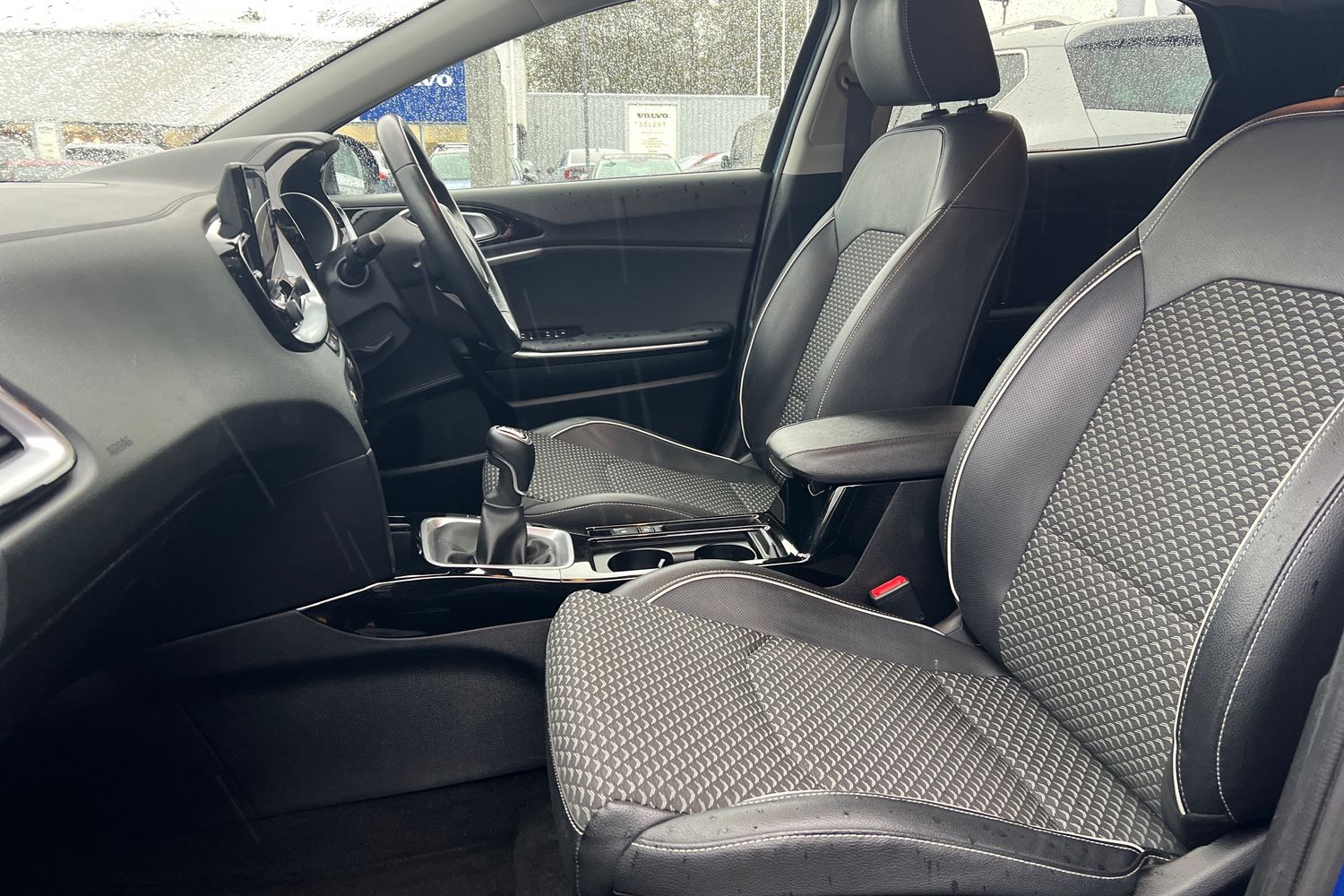 Used Kia XCeed 2023 for sale - 76874346: Photo 16