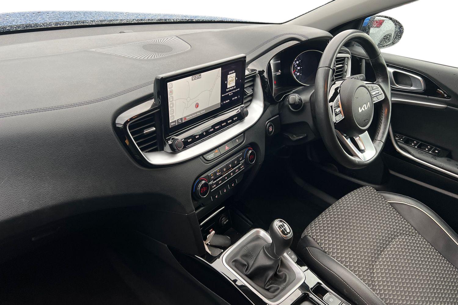 Used Kia XCeed 2023 for sale - 76874346: Photo 2