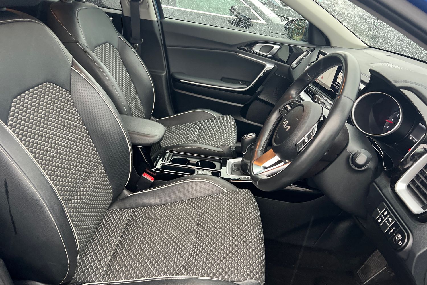 Used Kia XCeed 2023 for sale - 76874346: Photo 21