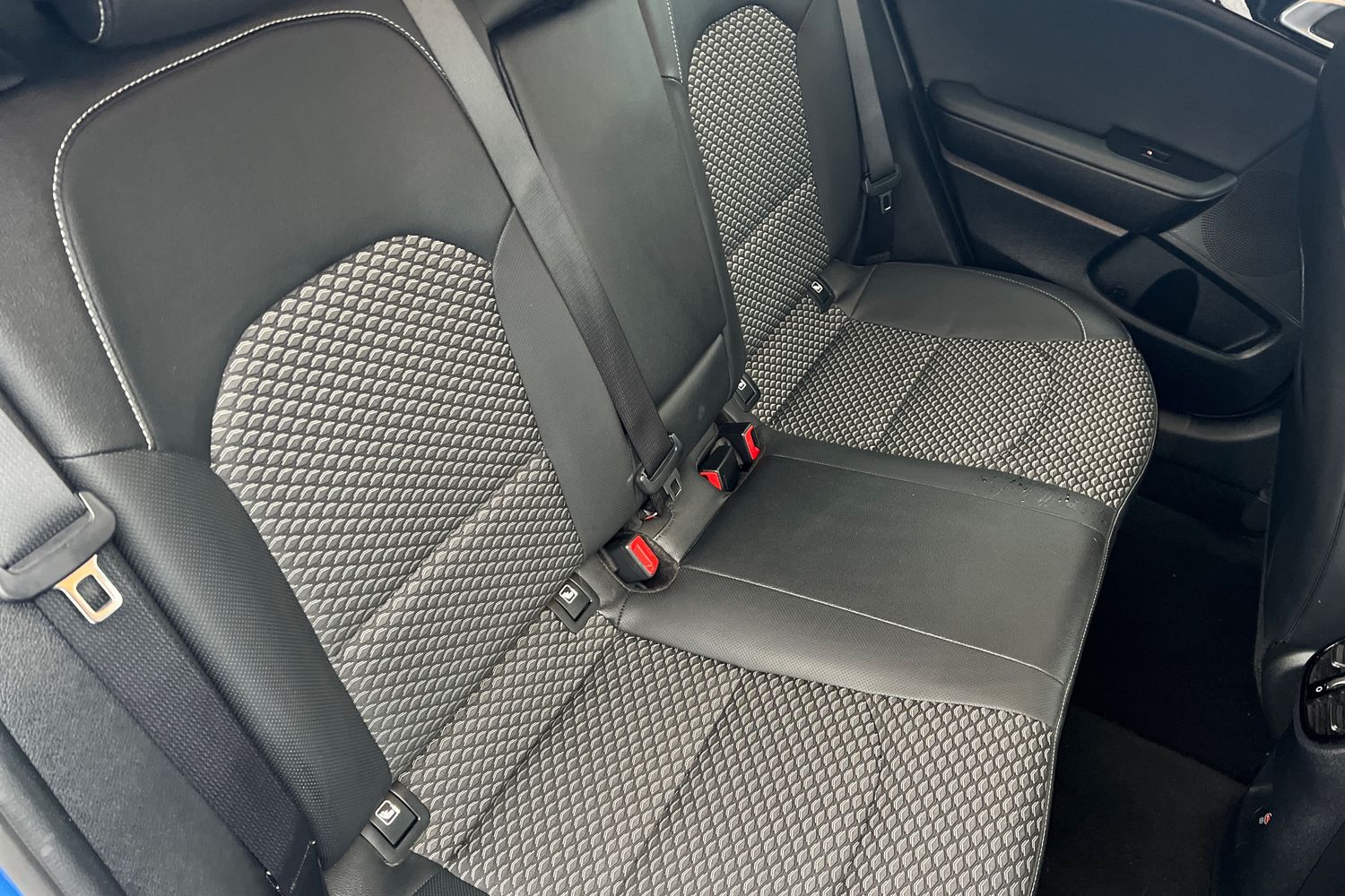 Used Kia XCeed 2023 for sale - 76874346: Photo 9