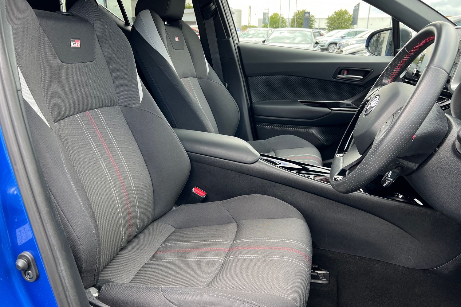 Used Toyota C-HR 2021 for sale - 76683890: Photo 16