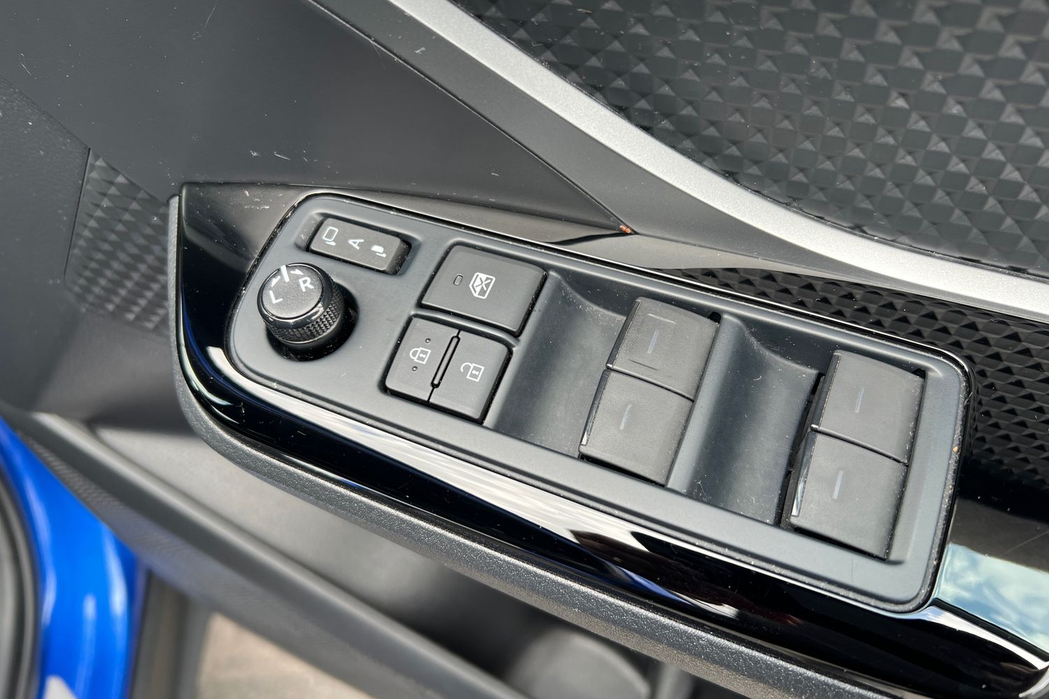 Used Toyota C-HR 2021 for sale - 76683890: Photo 33