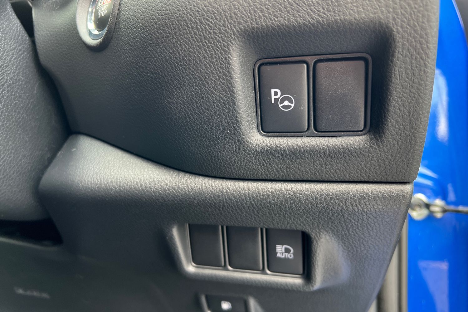 Used Toyota C-HR 2021 for sale - 76683890: Photo 35