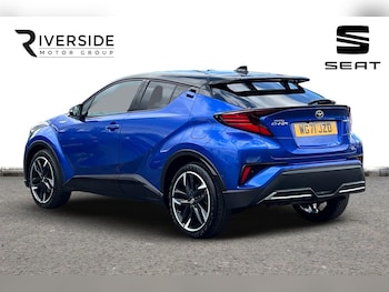 Used Toyota C-HR 2021 for sale - 76683890: Photo