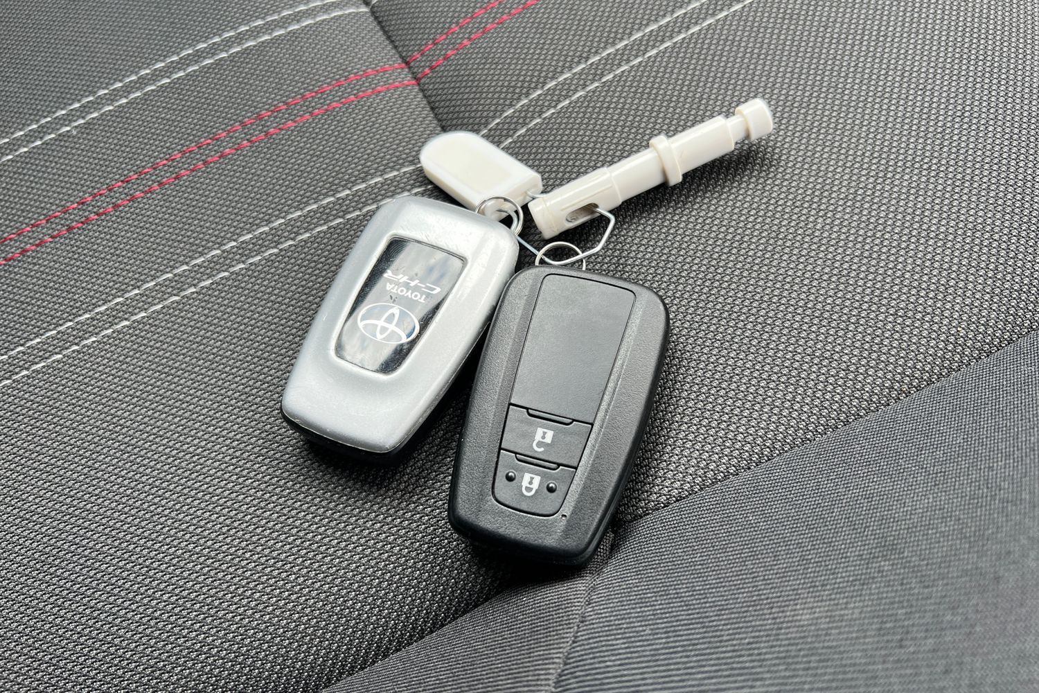 Used Toyota C-HR 2021 for sale - 76683890: Photo 40