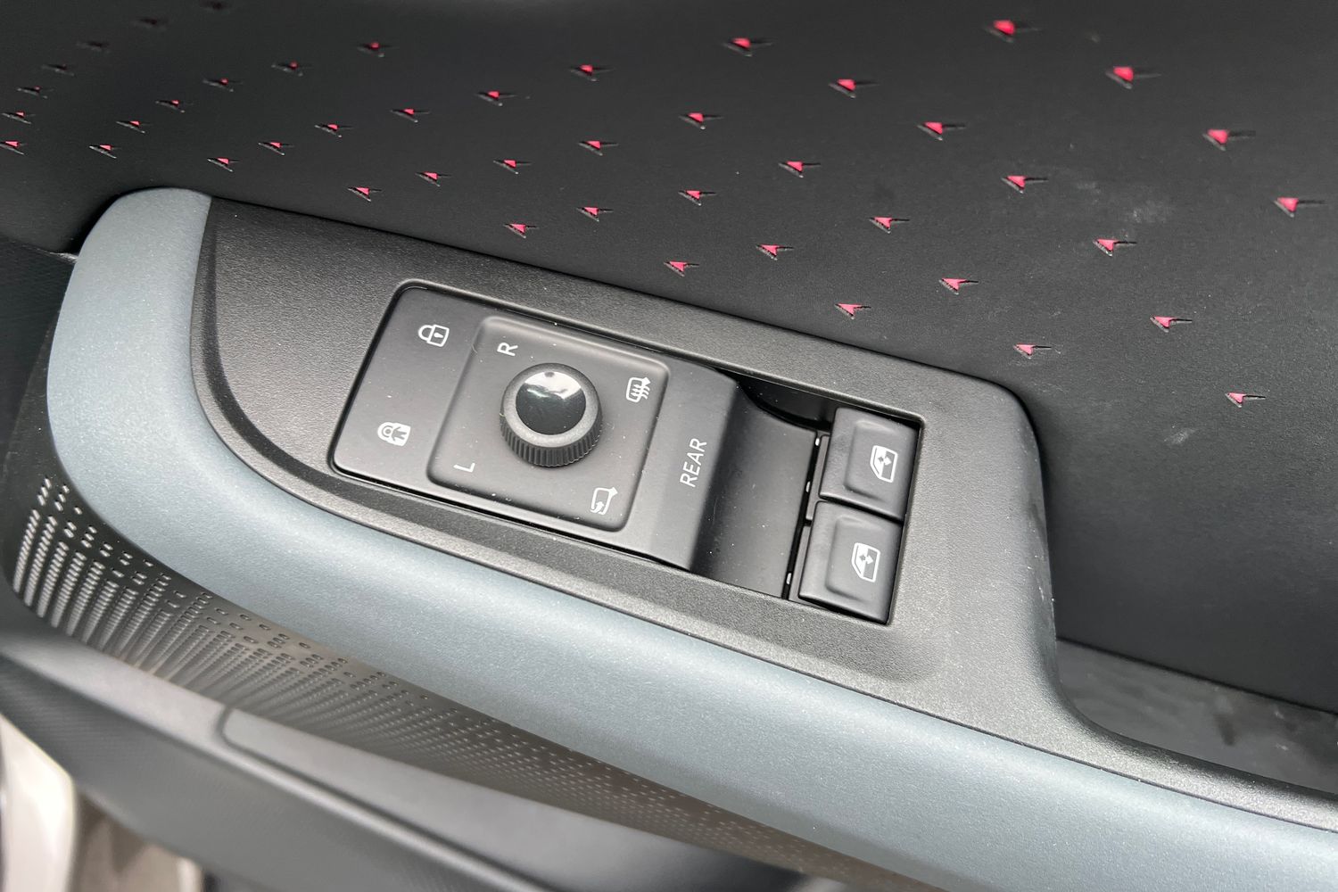 Used Cupra Tavascan 2025 for sale - 76696379: Photo 25