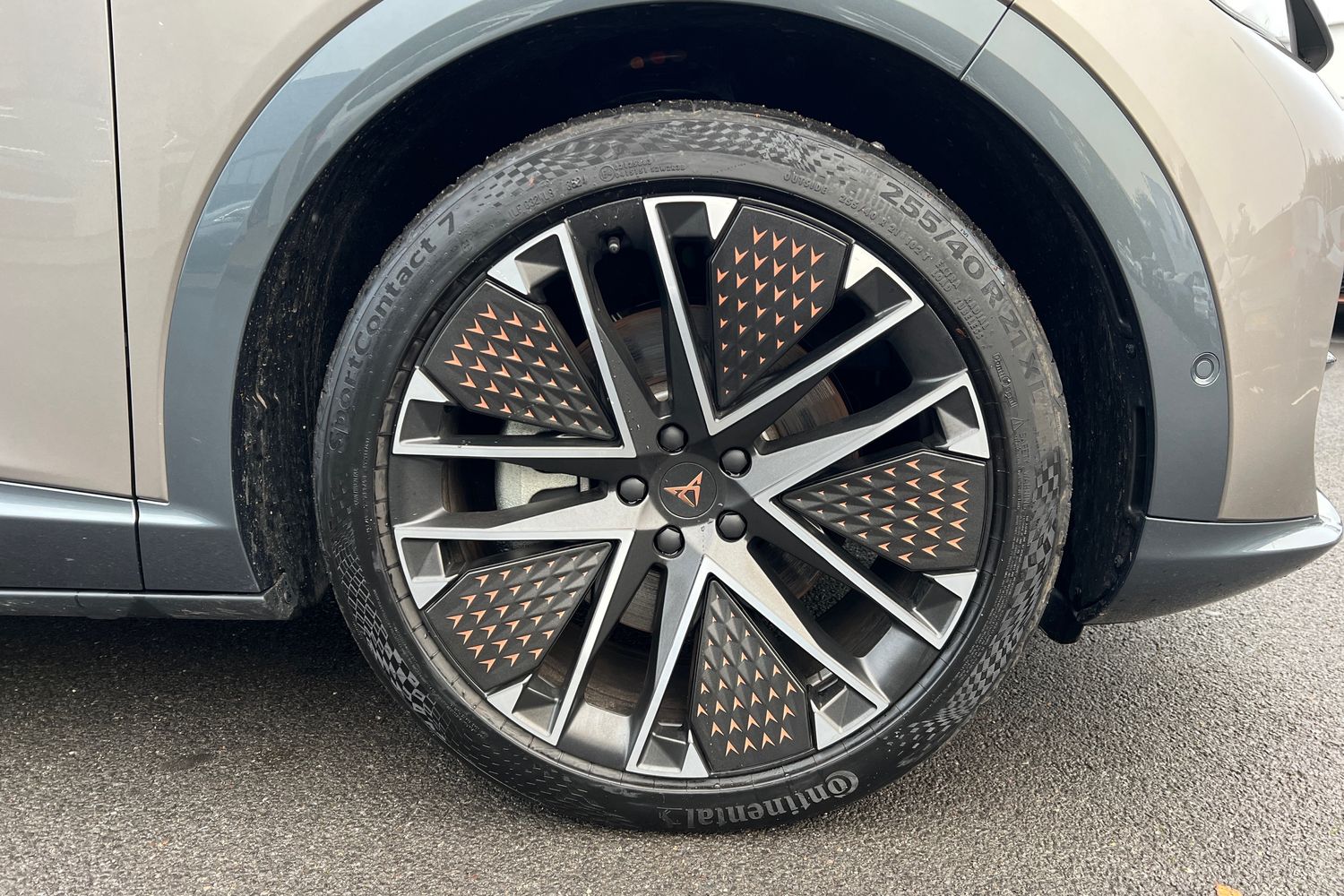 Used Cupra Tavascan 2025 for sale - 76696379: Photo 5