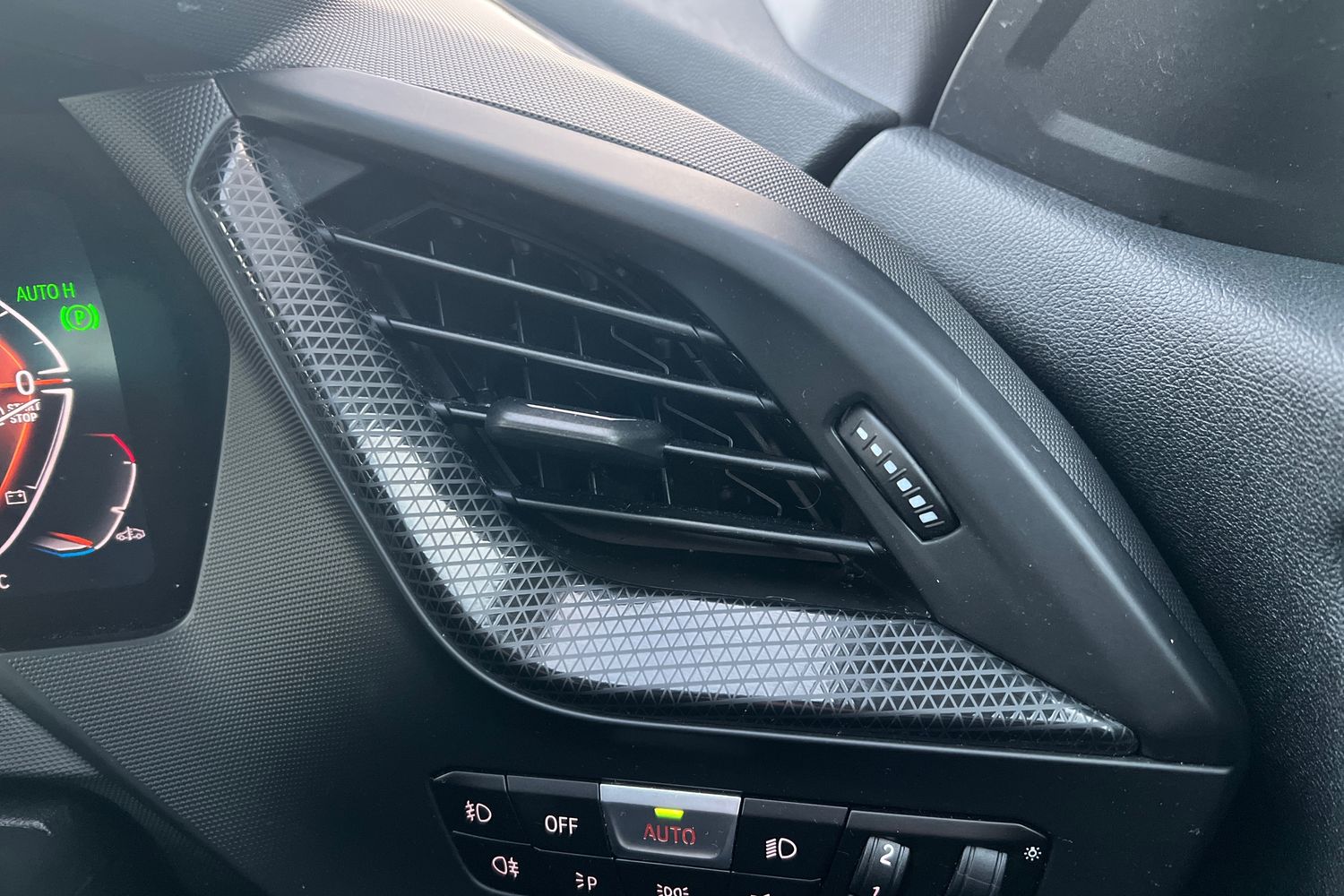 Used BMW 2 Series 2022 for sale - 76766145: Photo 37