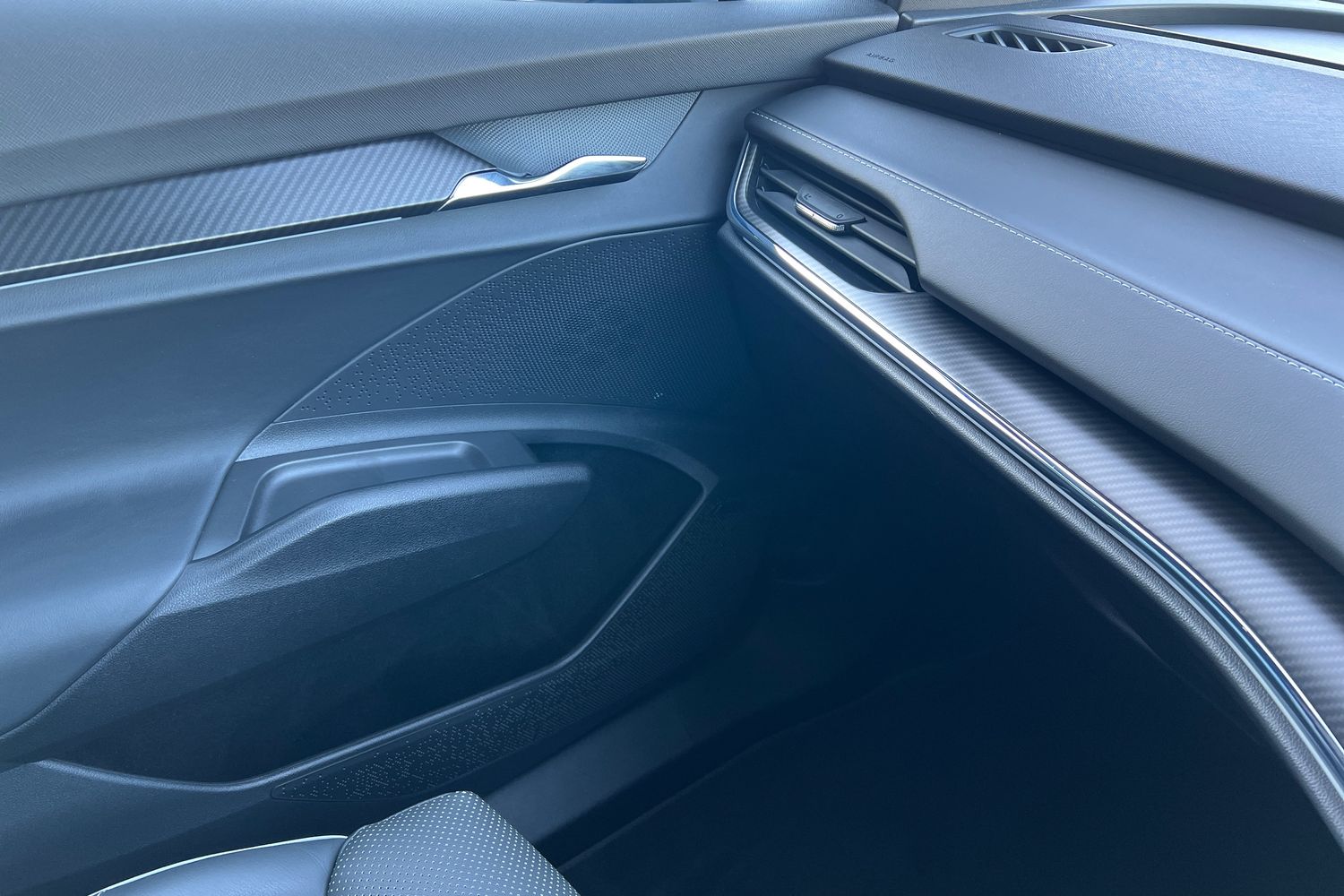 Used Skoda Enyaq 2023 for sale - 77653109: Photo 31