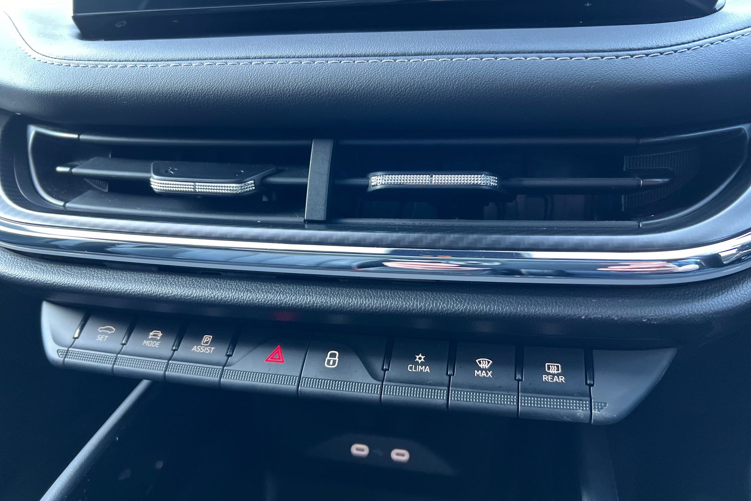 Used Skoda Enyaq 2023 for sale - 77653109: Photo 32