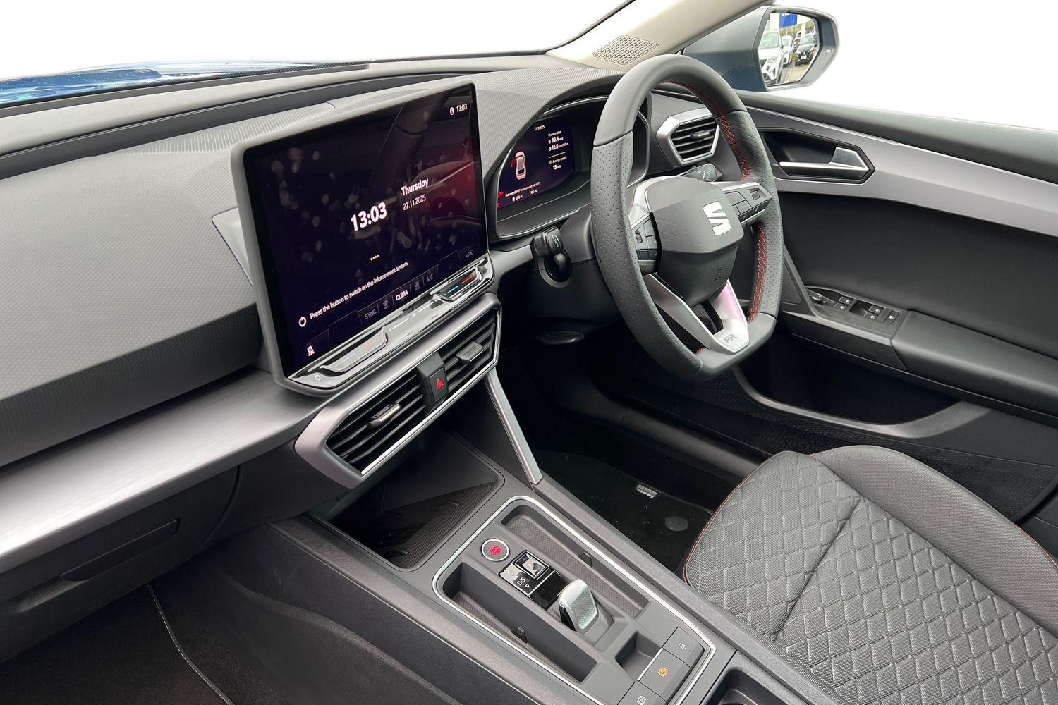 Used SEAT Leon 2025 for sale - 76709401: Photo 2