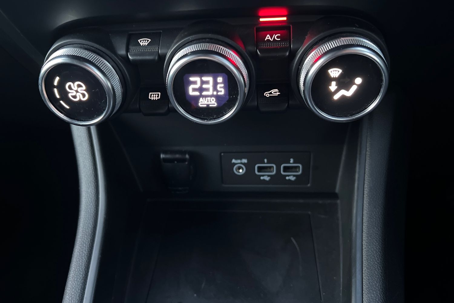 Used Renault Captur 2020 for sale - 76901357: Photo 29