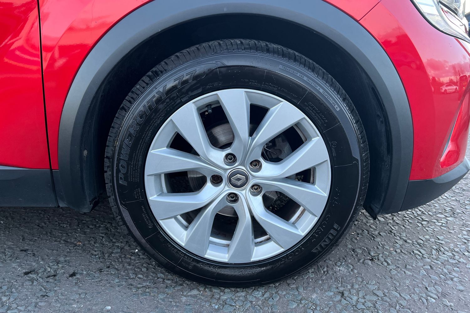 Used Renault Captur 2020 for sale - 76901357: Photo 5