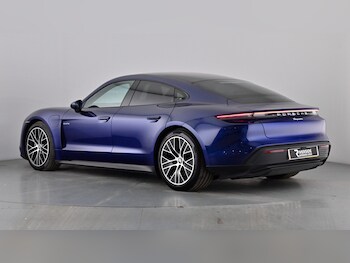 Used Porsche Taycan 2021 for sale - 77372999: Photo