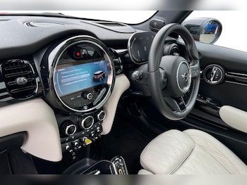 Used MINI Hatch 2023 for sale - 79237437: Photo
