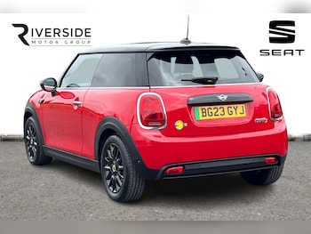 Used MINI Hatch 2023 for sale - 79237437: Photo