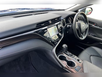 Used Toyota Camry 2020 for sale - 77614446: Photo