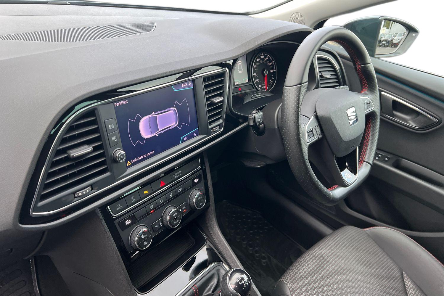 Used SEAT Leon 2020 for sale - 76683947: Photo 2