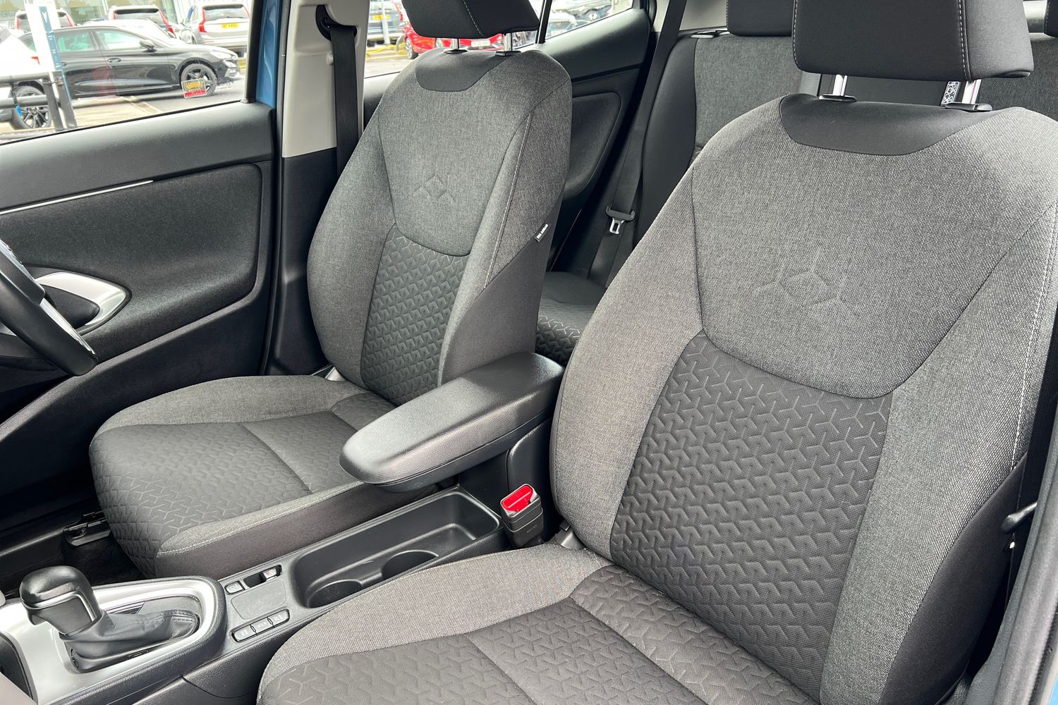 Used Toyota Yaris Cross 2022 for sale - 76683916: Photo 11