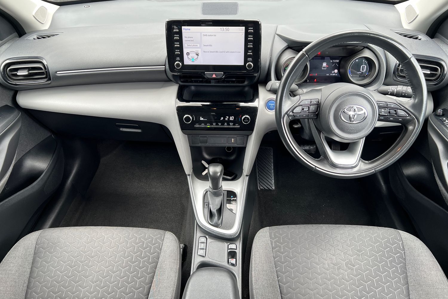 Used Toyota Yaris Cross 2022 for sale - 76683916: Photo 17