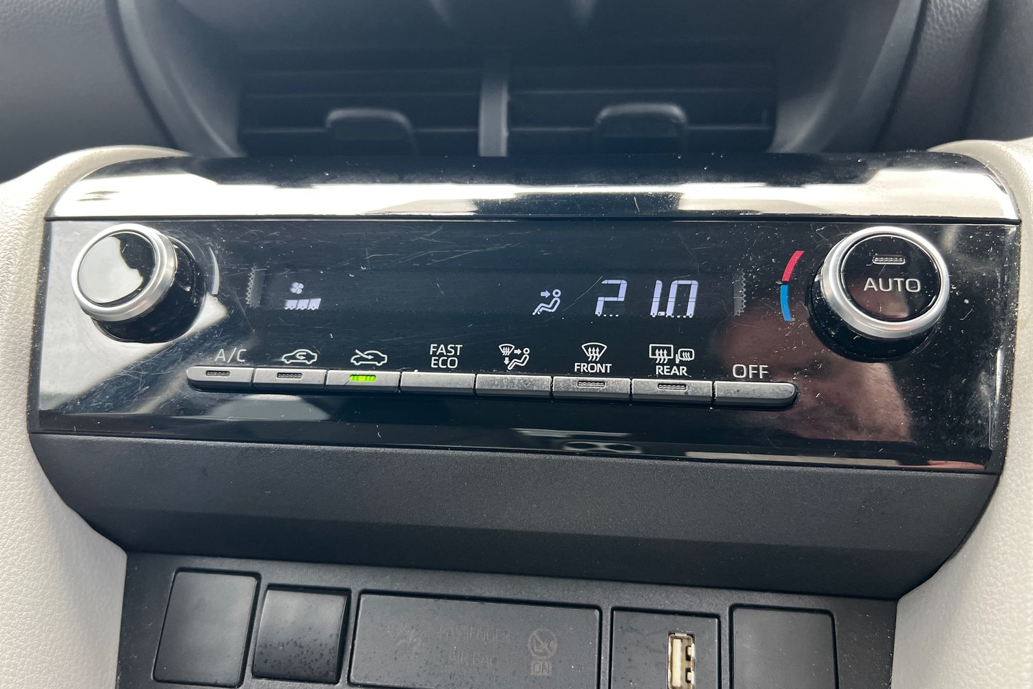 Used Toyota Yaris Cross 2022 for sale - 76683916: Photo 23