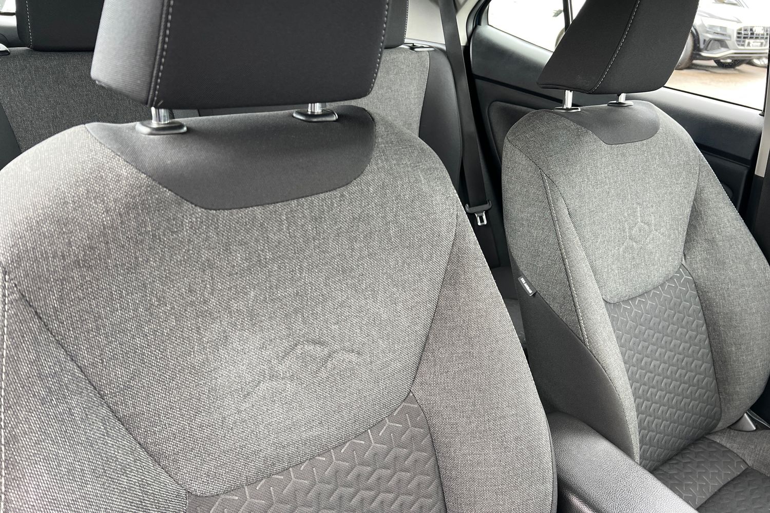 Used Toyota Yaris Cross 2022 for sale - 76683916: Photo 35