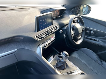 Used Peugeot 3008 2019 for sale - 79057069: Photo