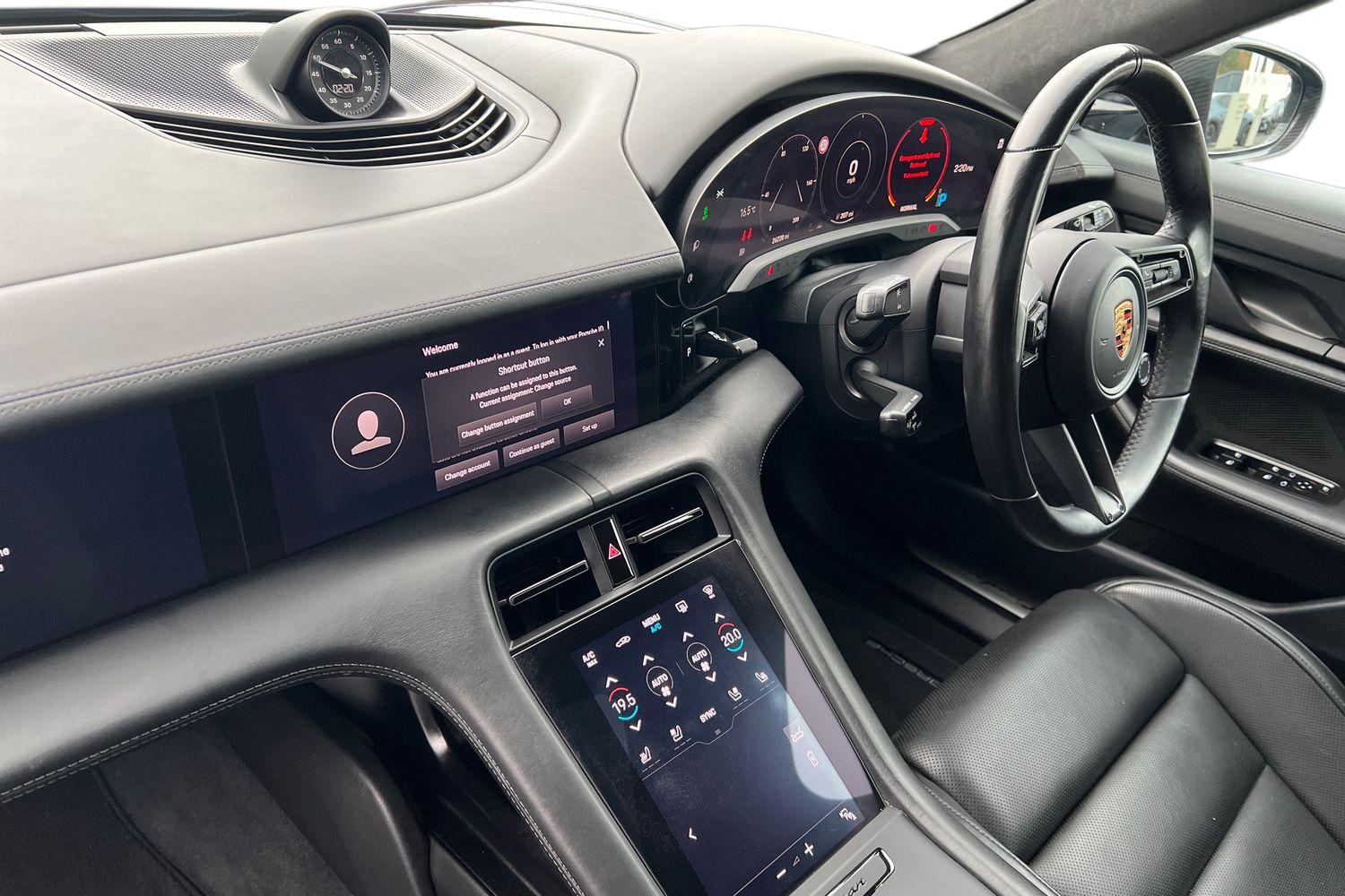 Used Porsche Taycan 2022 for sale - 76683879: Photo 2