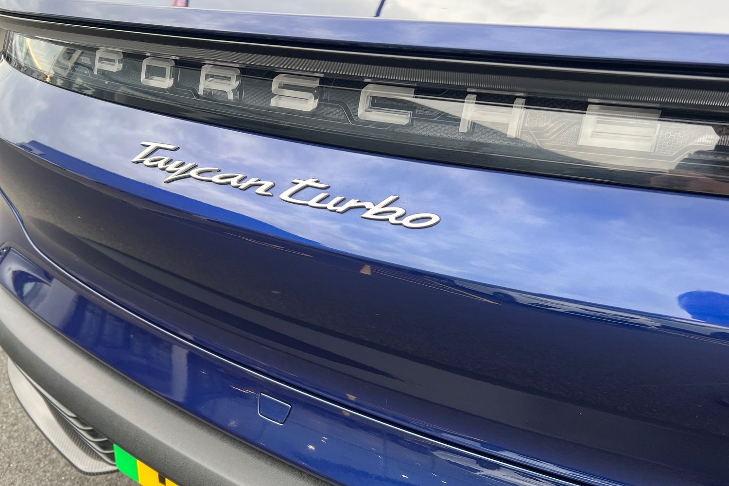 Used Porsche Taycan 2022 for sale - 76683879: Photo 26