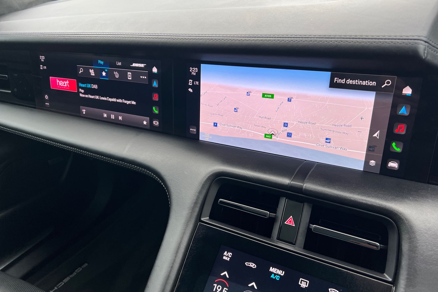 Used Porsche Taycan 2022 for sale - 76683879: Photo 30