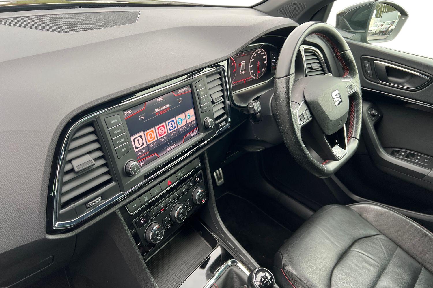 Used SEAT Ateca 2019 for sale - 76683946: Photo 2