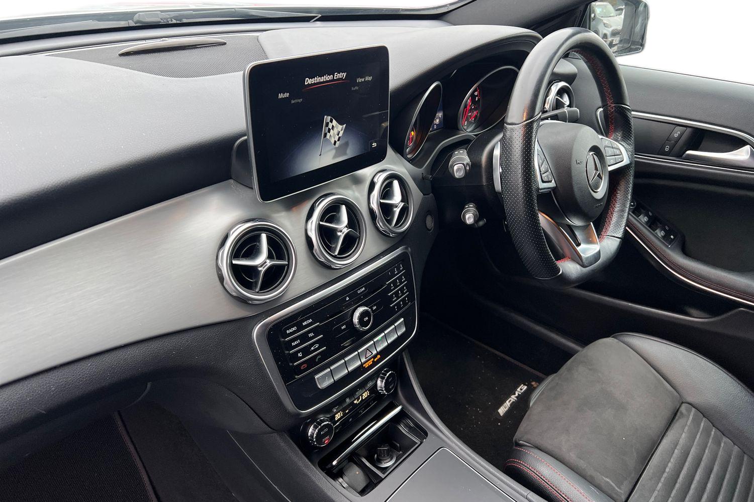 Used Mercedes-Benz GLA 2019 for sale - 76971313: Photo 2