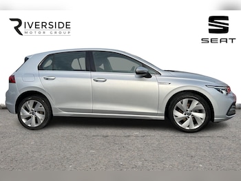 Used Volkswagen Golf 2021 for sale - 76683905: Photo