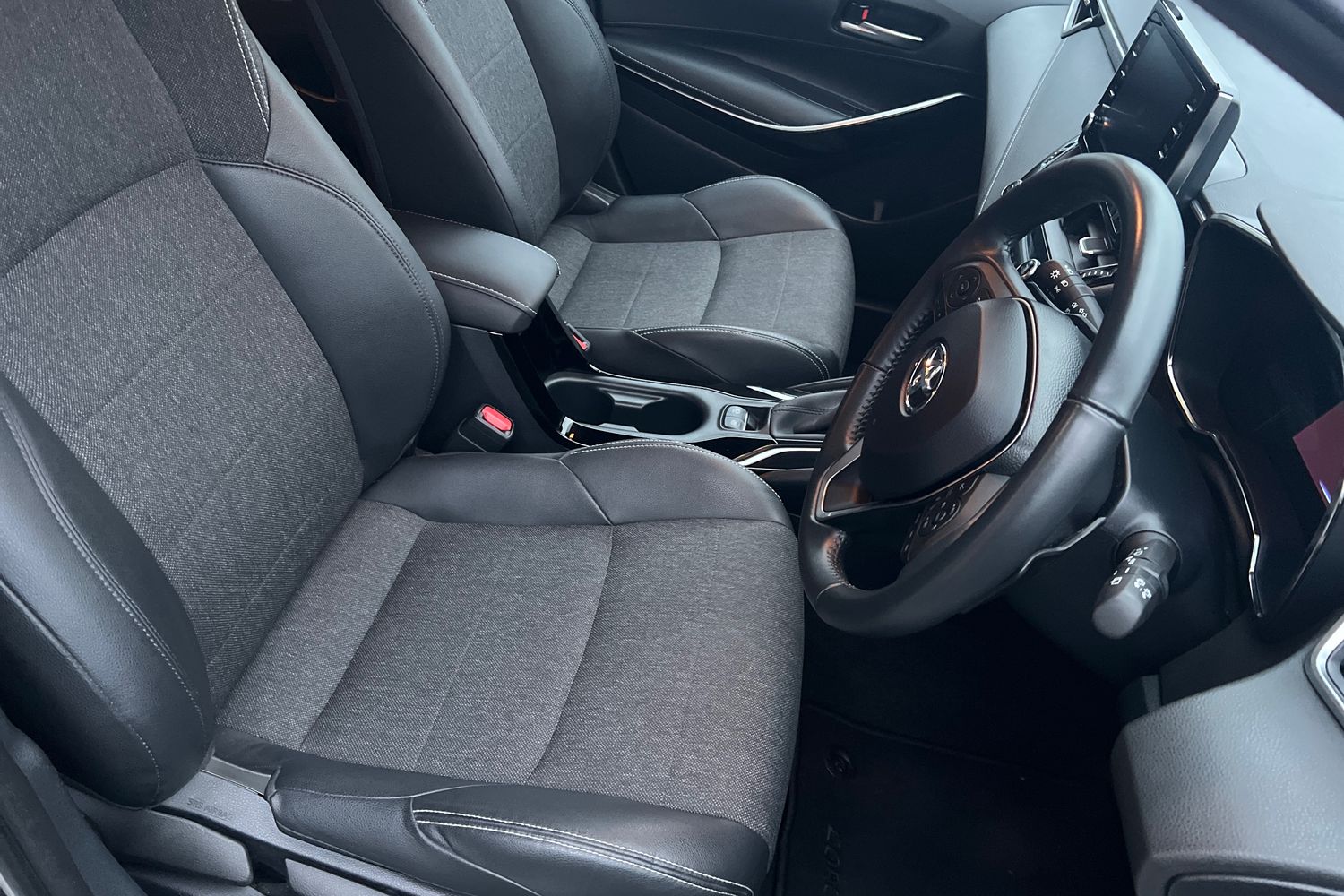 Used Toyota Corolla 2021 for sale - 76907884: Photo 34