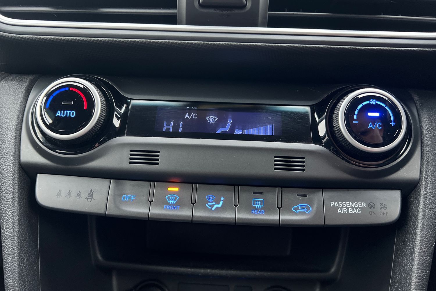 Used Hyundai KONA 2018 for sale - 77025474: Photo 31