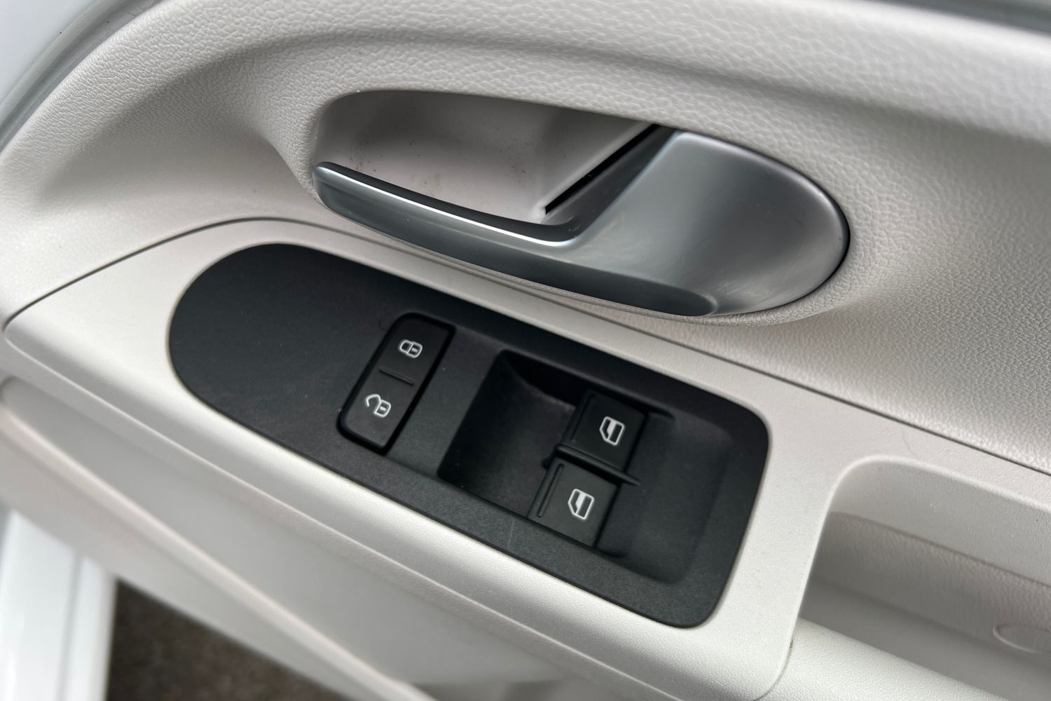 Used Volkswagen up! 2019 for sale - 76683912: Photo 29