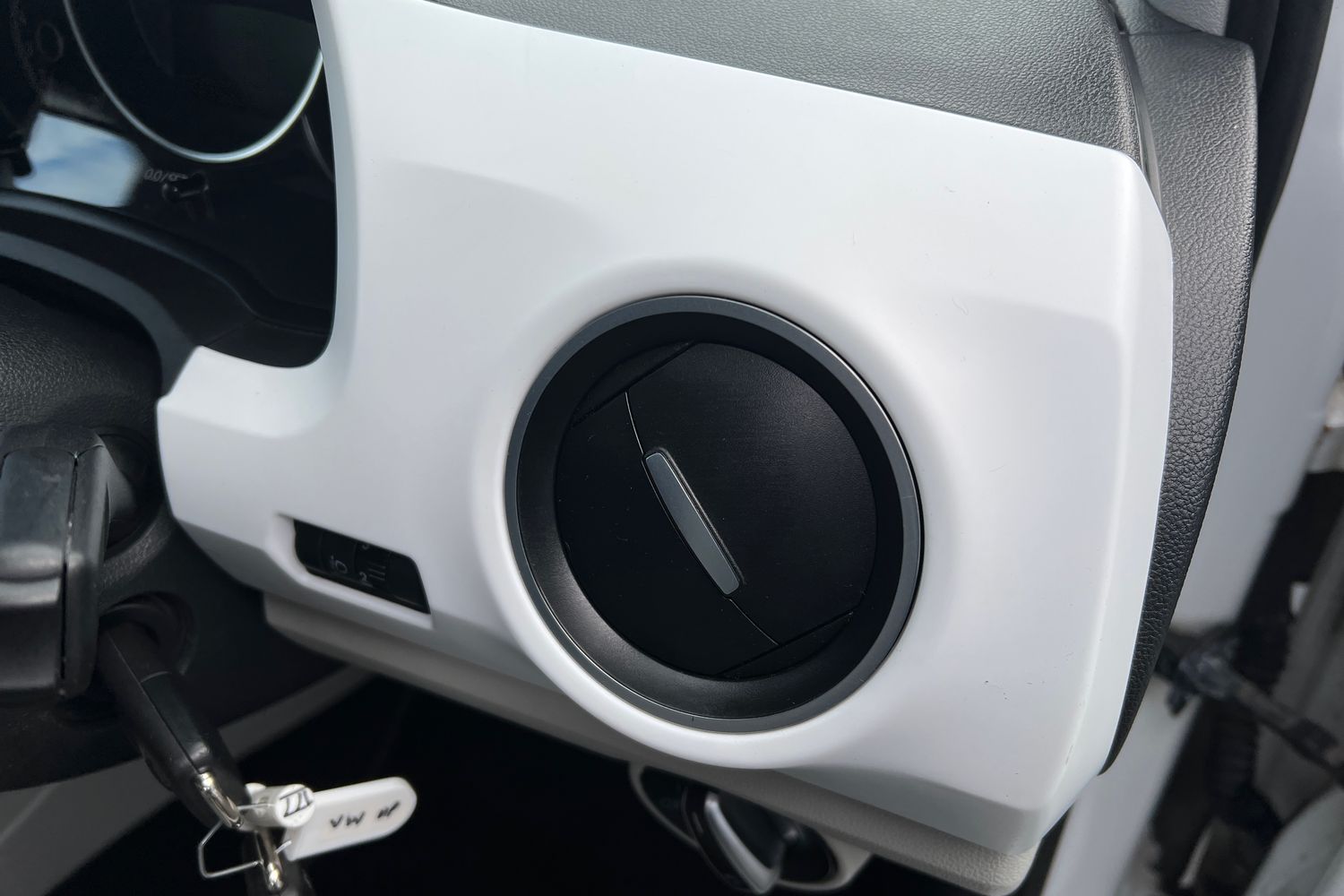 Used Volkswagen up! 2019 for sale - 76683912: Photo 31