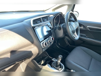 Used Honda Jazz 2018 for sale - 79405493: Photo