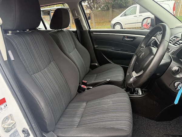 Used Suzuki Swift 2016 for sale - 76320168: Photo 8