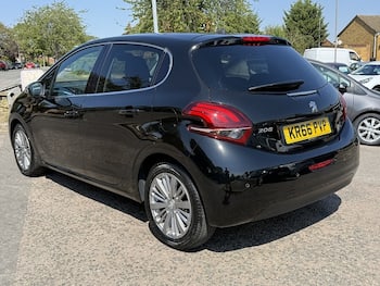 Used Peugeot 208 2016 for sale - 79434104: Photo