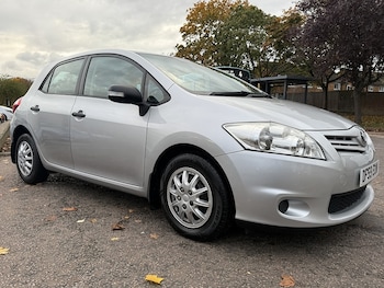 Used Toyota Auris 2010 for sale - 76320169: Photo
