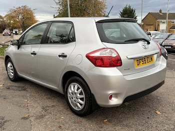 Used Toyota Auris 2010 for sale - 76320169: Photo