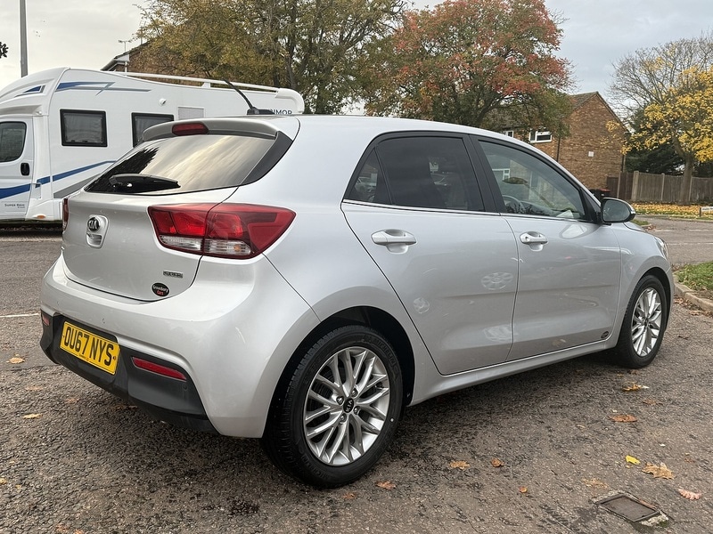 Used Kia Rio 2017 for sale - 76357063: Photo 2